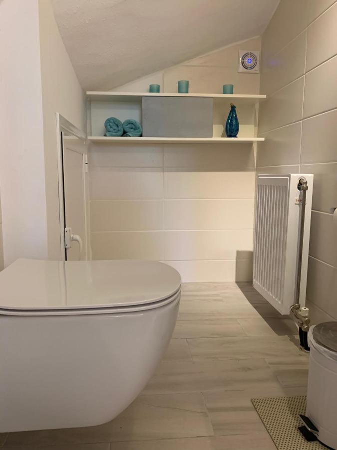 Villa Balsamico - Appartement Vue Sur Le Jardin Vrasna Bagian luar foto