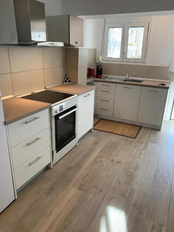 Villa Balsamico - Appartement Vue Sur Le Jardin Vrasna Bagian luar foto
